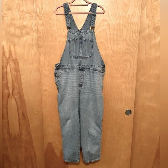 Overalls - Picture 2 of 4